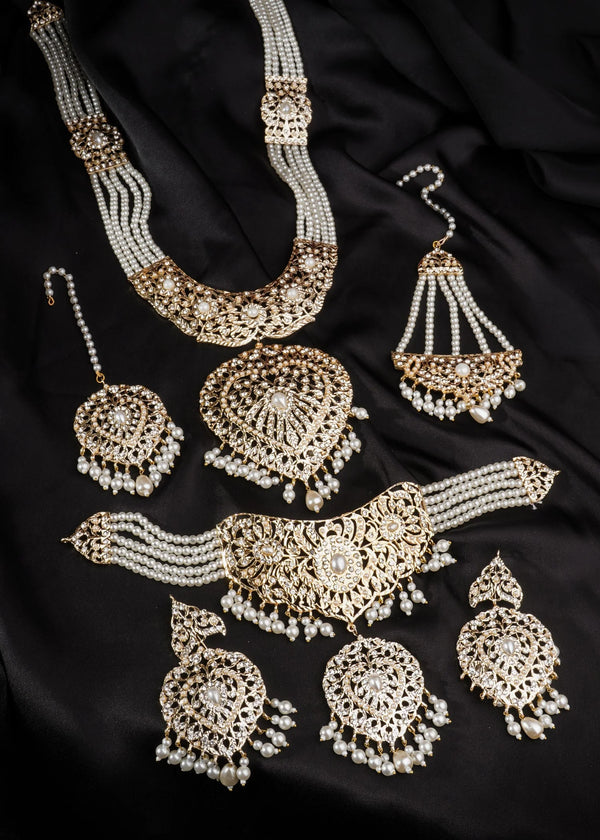 Pearl Paan Set