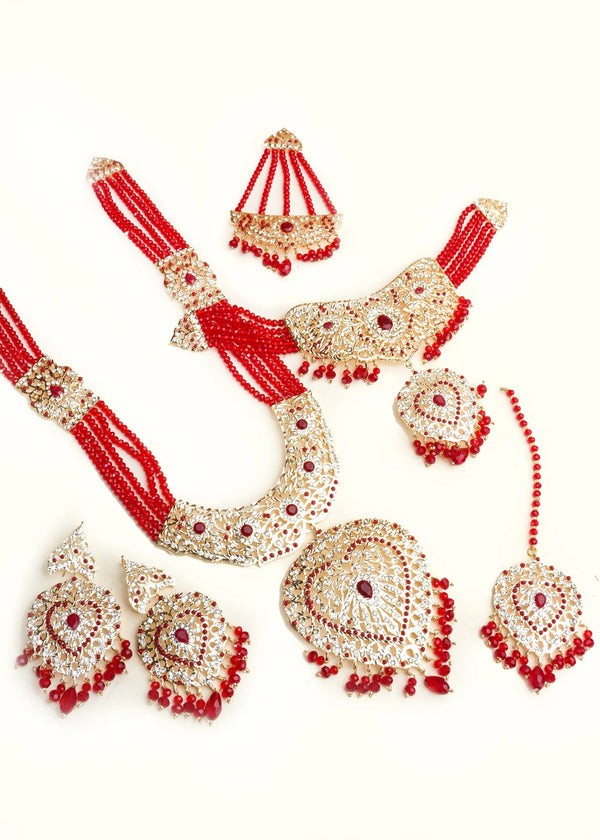 Maroon Paan Set