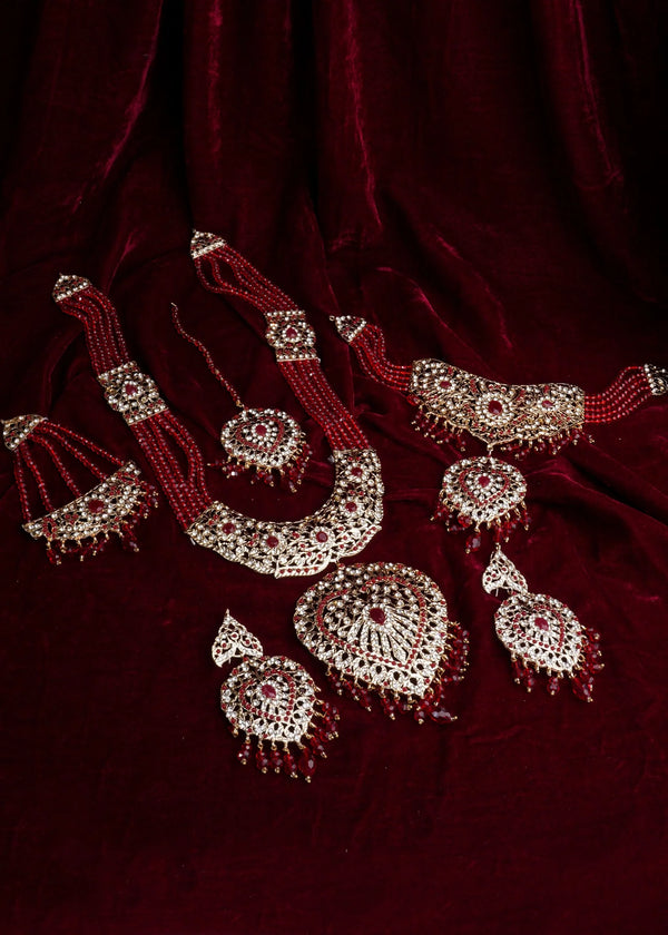 Maroon Paan Set